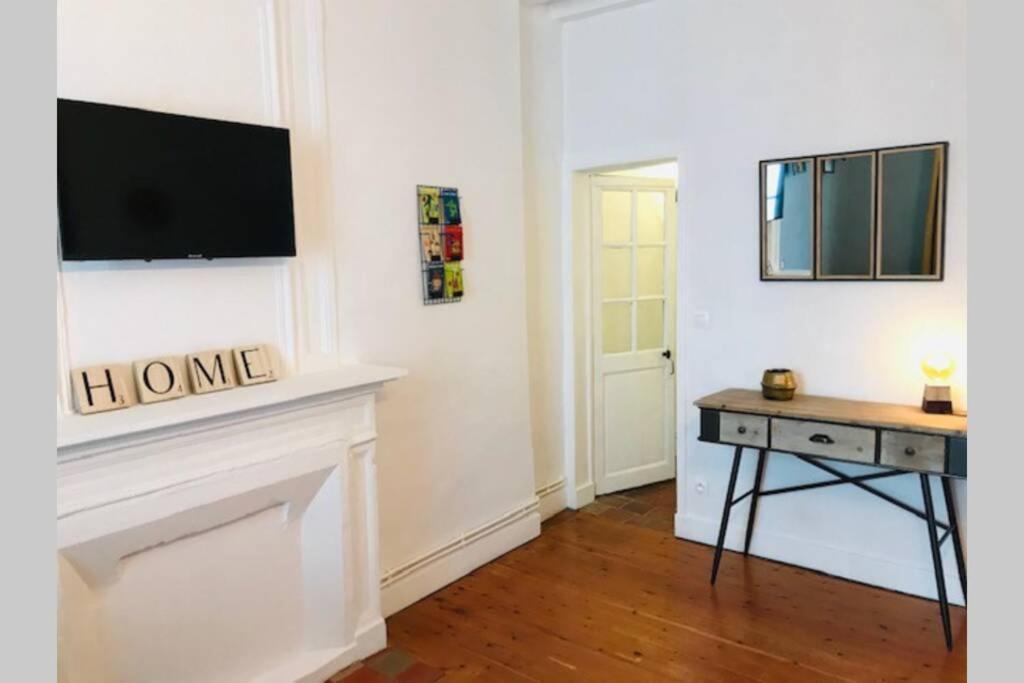 Apartament Au Coeur Du Vieux Bayeux, Logement De Charme Zewnętrze zdjęcie
